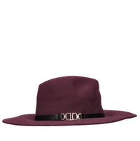 Cappello a tesa larga in feltro con banda in ecopelle ed accessorio color oro 
