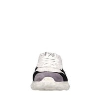 Sneakers in multimateriale 