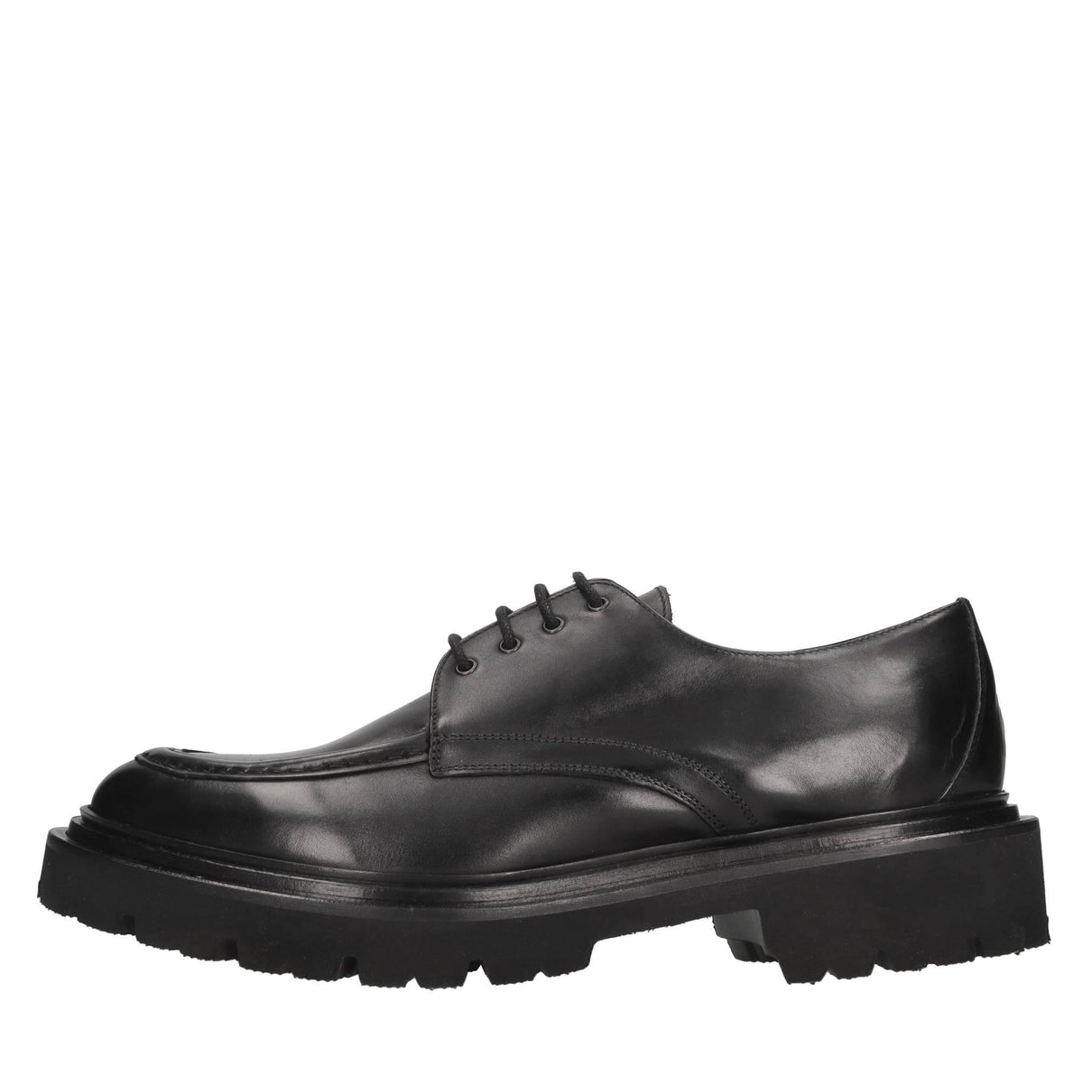 Stringate in pelle 