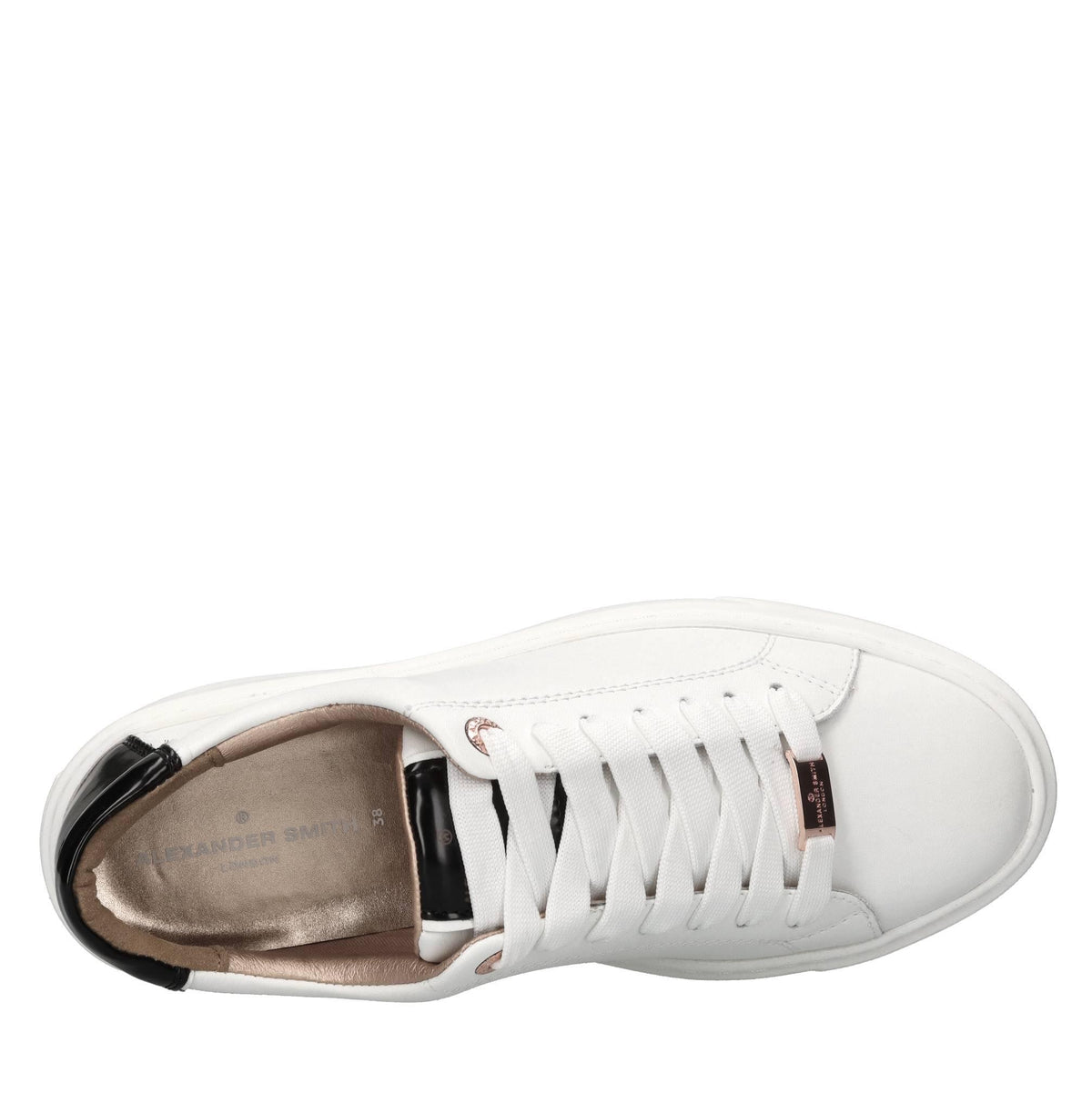 Sneakers in pelle ed ecopelle. 