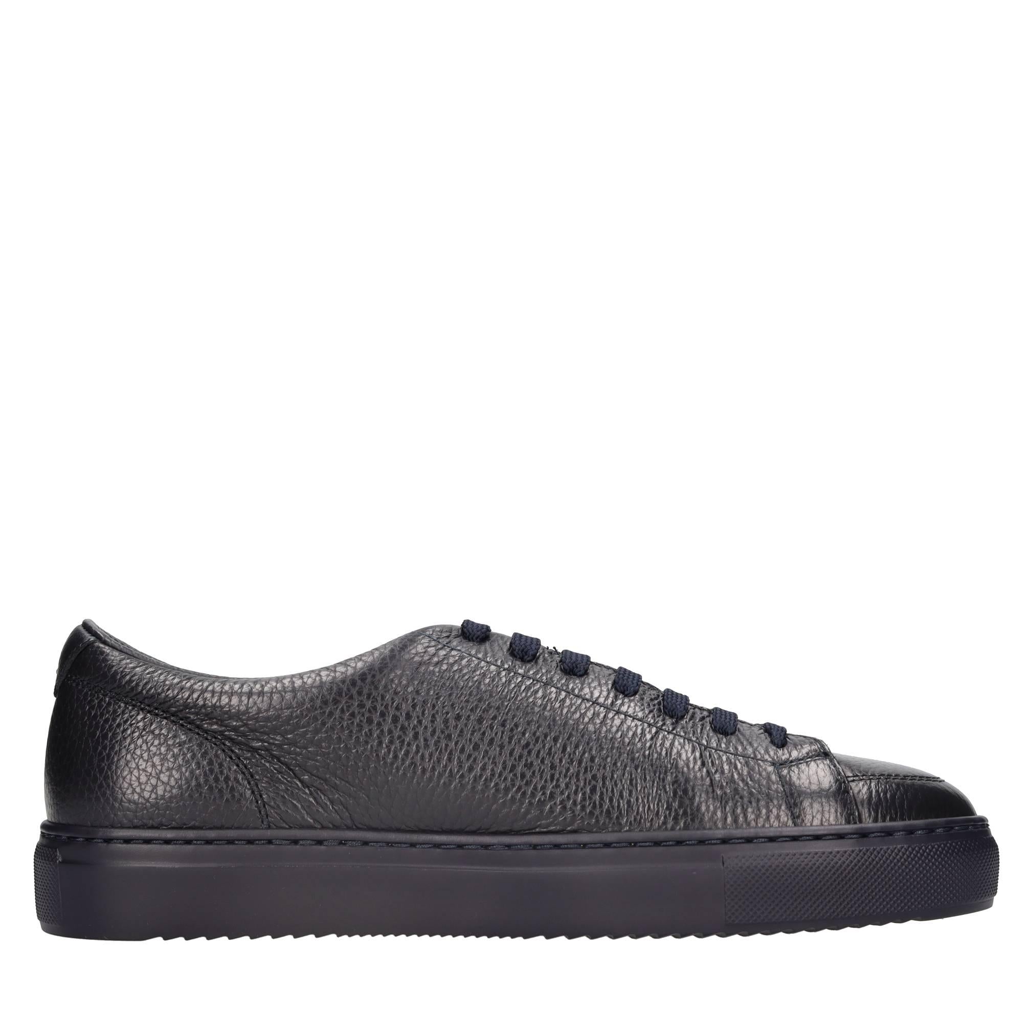 Sneakers in pelle 