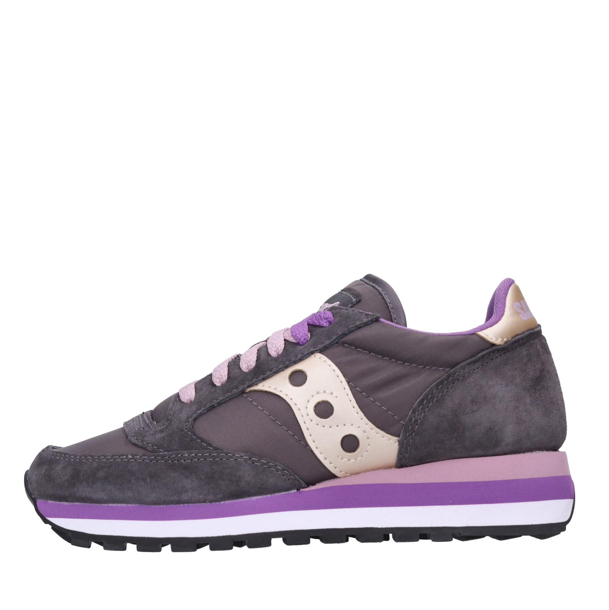 Sneakers in camoscio e tessuto 