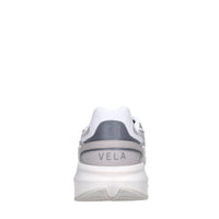 Sneakers in pelle e tessuto 
