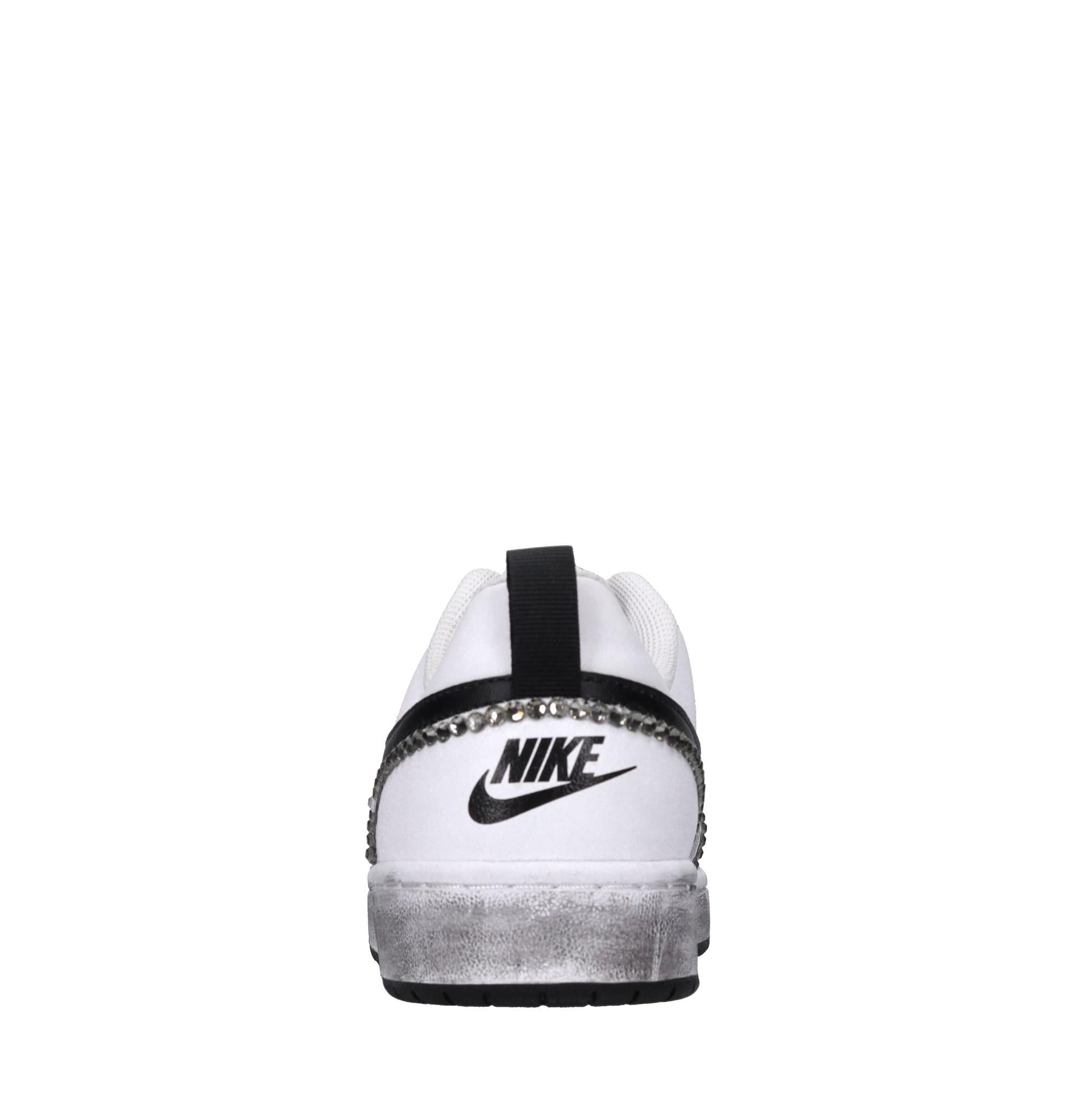 Sneakers in pelle e strass 