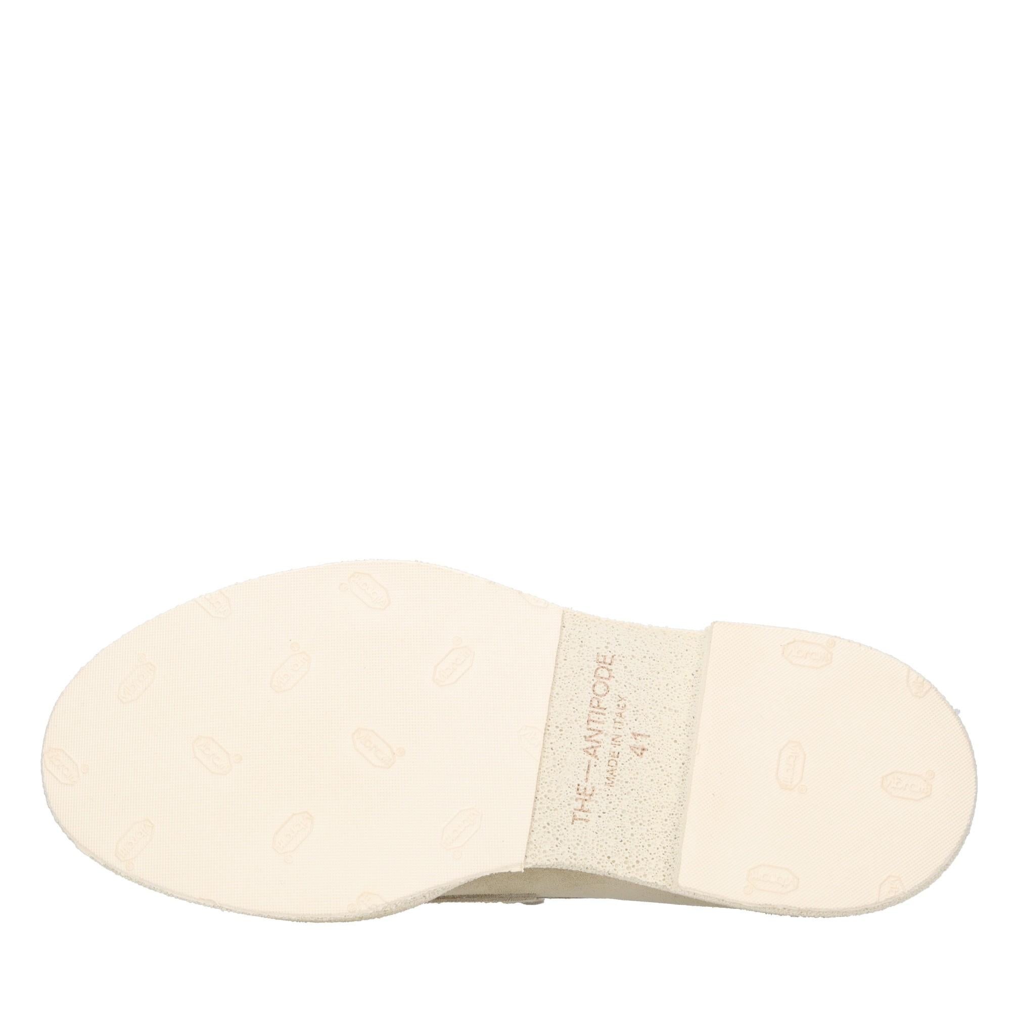 Mocassini modello PATRIK 466 in camoscio 