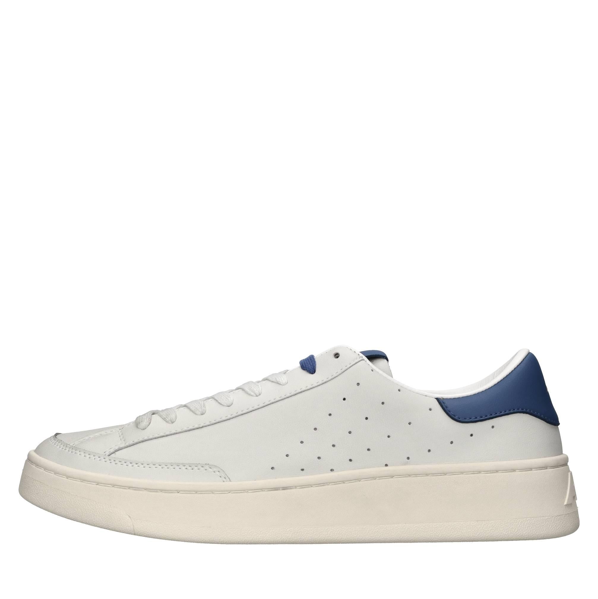 Sneakers in pelle 