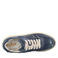 Sneakers in denim 