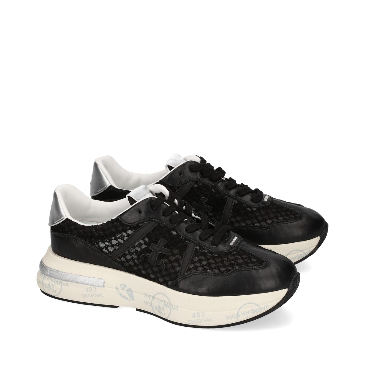 Sneakers in pelle scamosciata, tessuto e inserti in pelle 