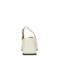 Décolleté slingback in pelle 