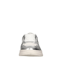Sneakers in pelle 
