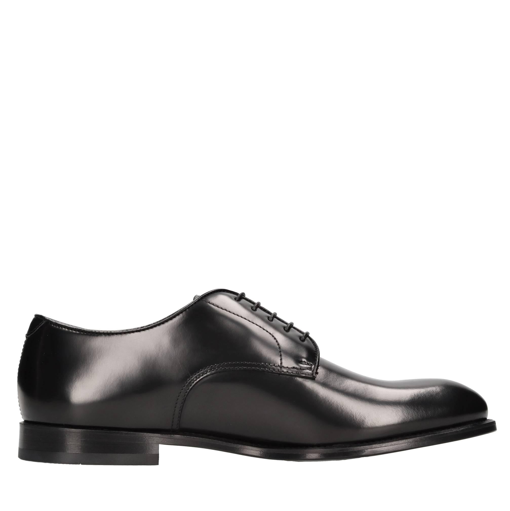 Stringate in pelle 