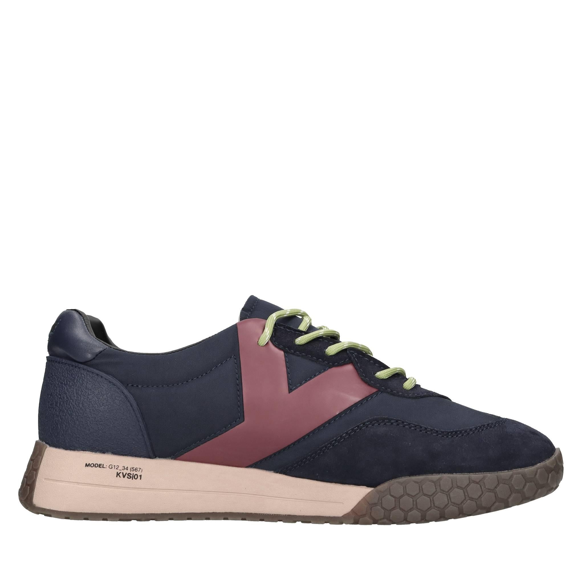 Sneakers in camoscio e tessuto 