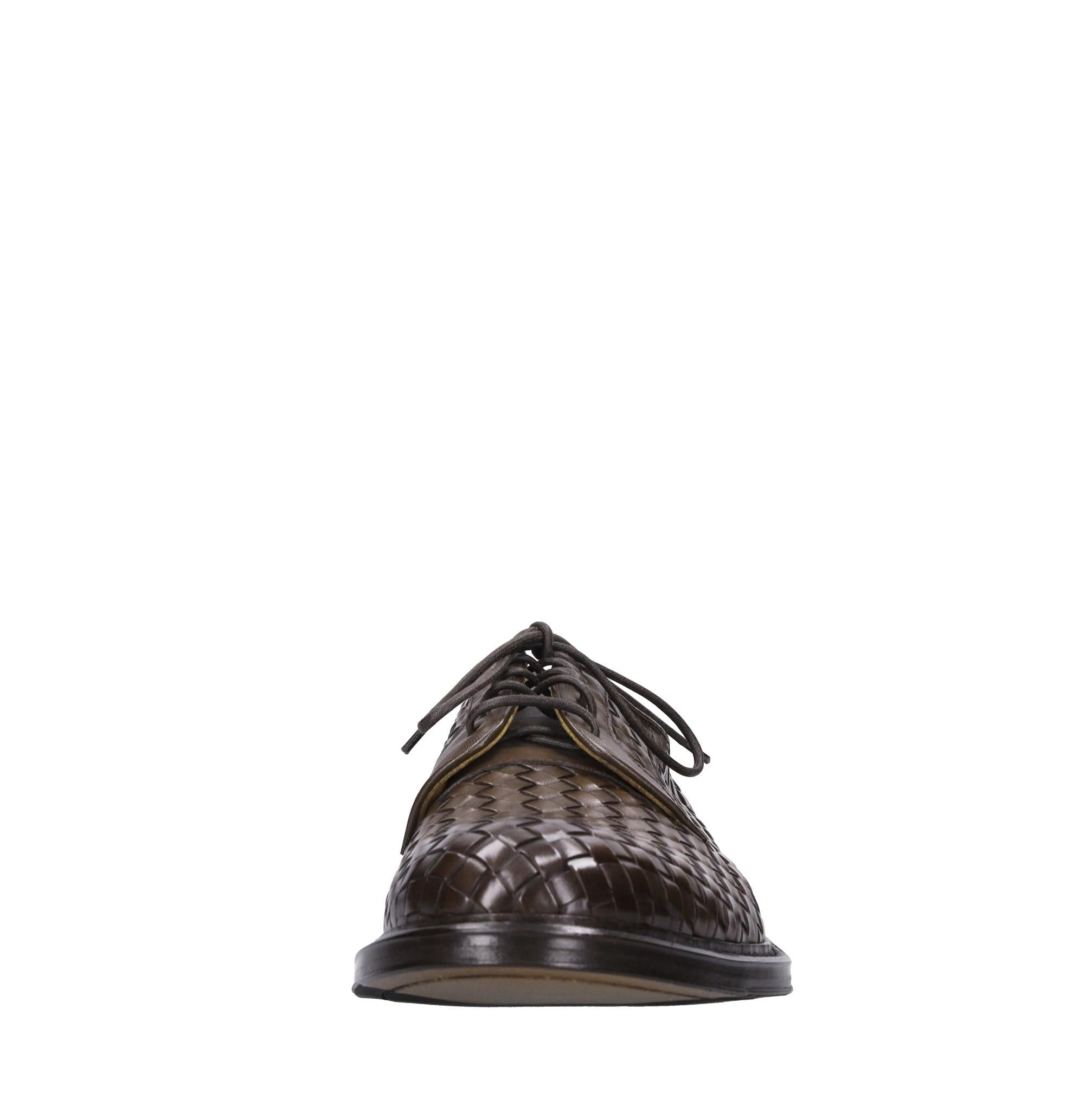 Stringate in pelle 