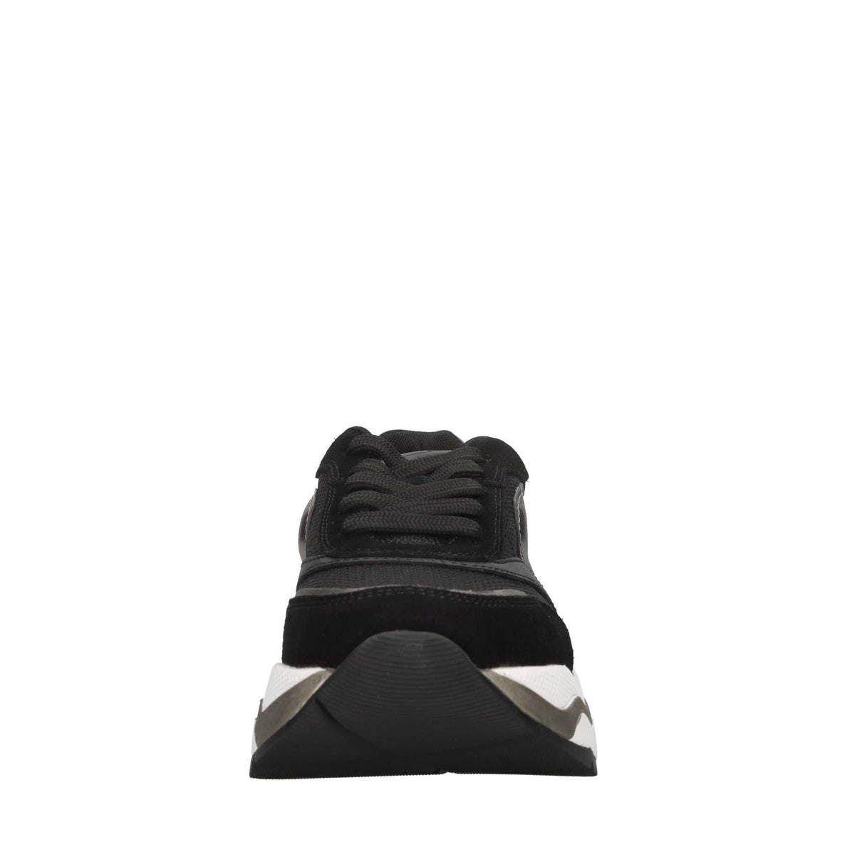 Sneakers in camoscio e tessuto. 