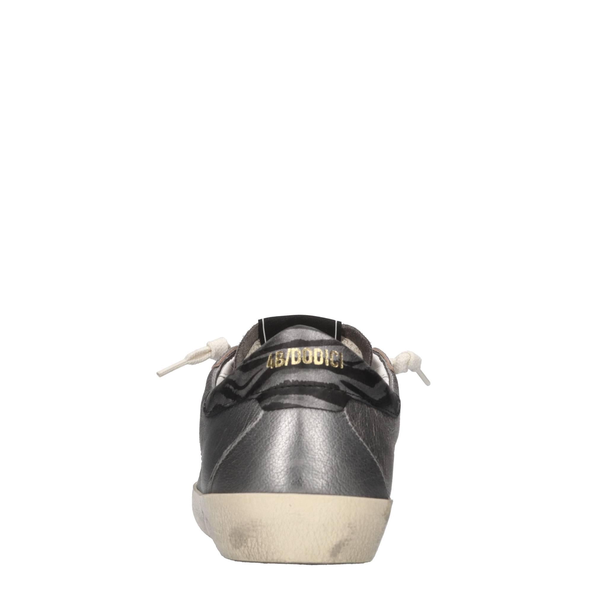 Sneakers in pelle 