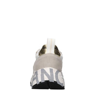 Sneakers in camoscio e tessuto 