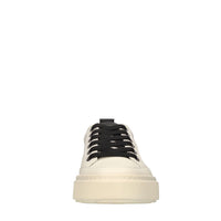 Sneakers in pelle 