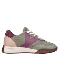 Sneakers in camoscio e tessuto 
