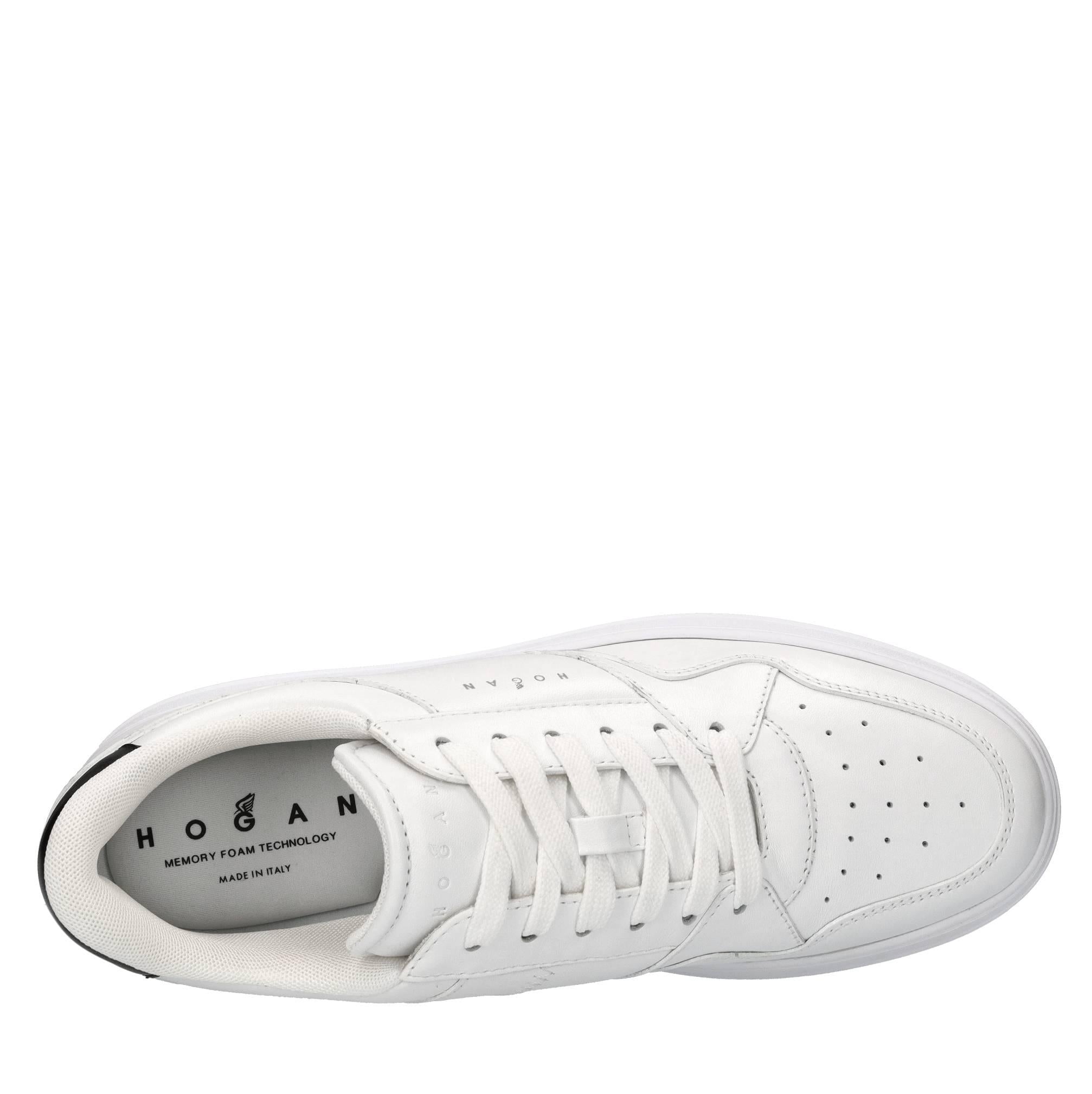 Sneakers in pelle 