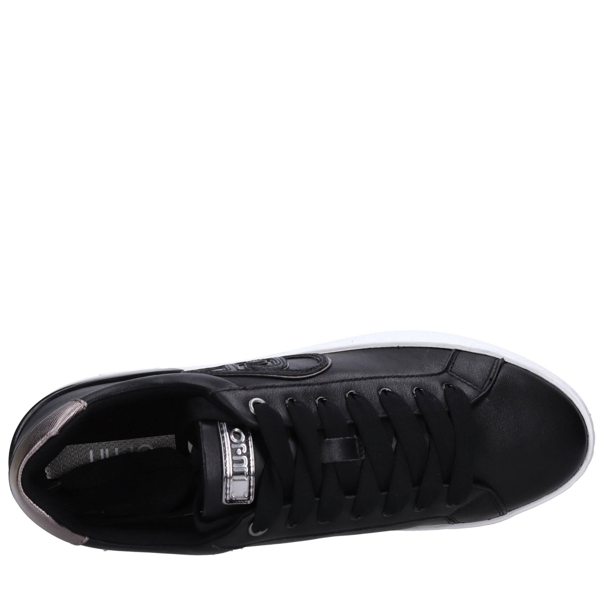 Sneakers in pelle ed ecopelle 