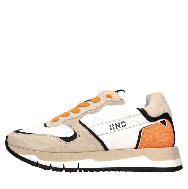 Sneakers in camoscio e tessuto 