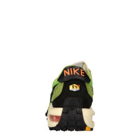 Sneakers in pelle e tessuto 