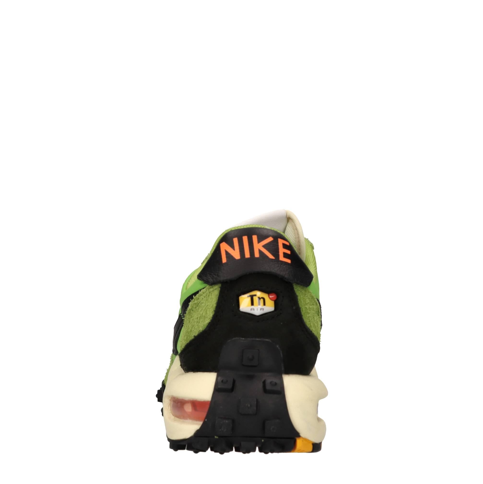 Sneakers in pelle e tessuto 