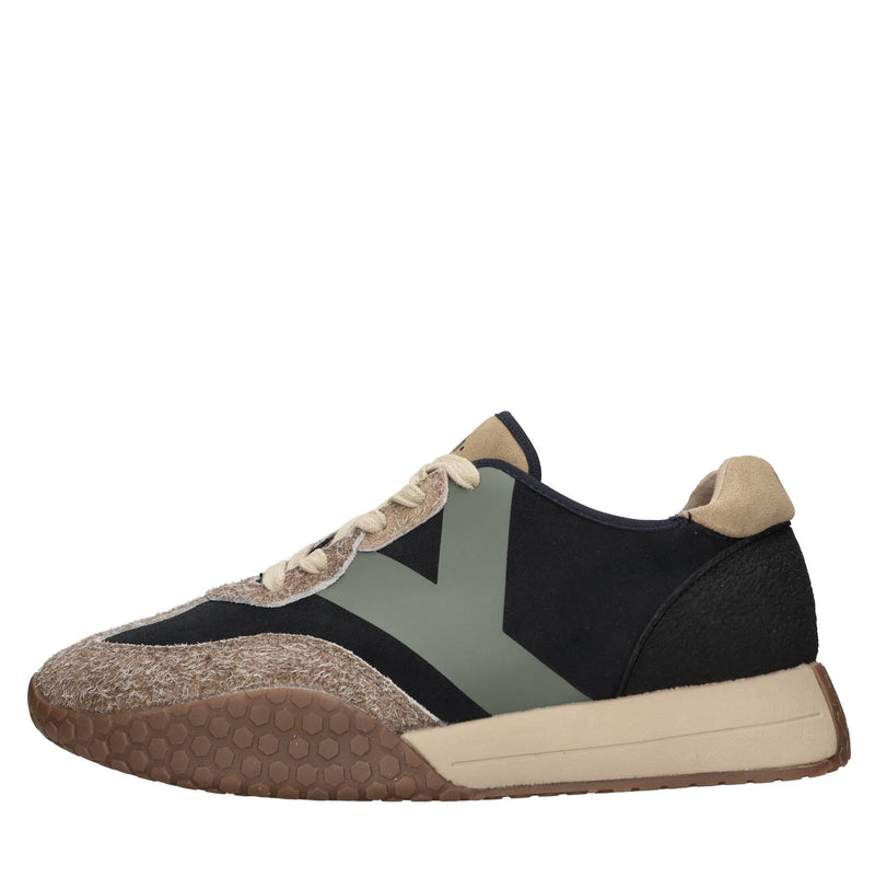 Sneakers in camoscio e tessuto 