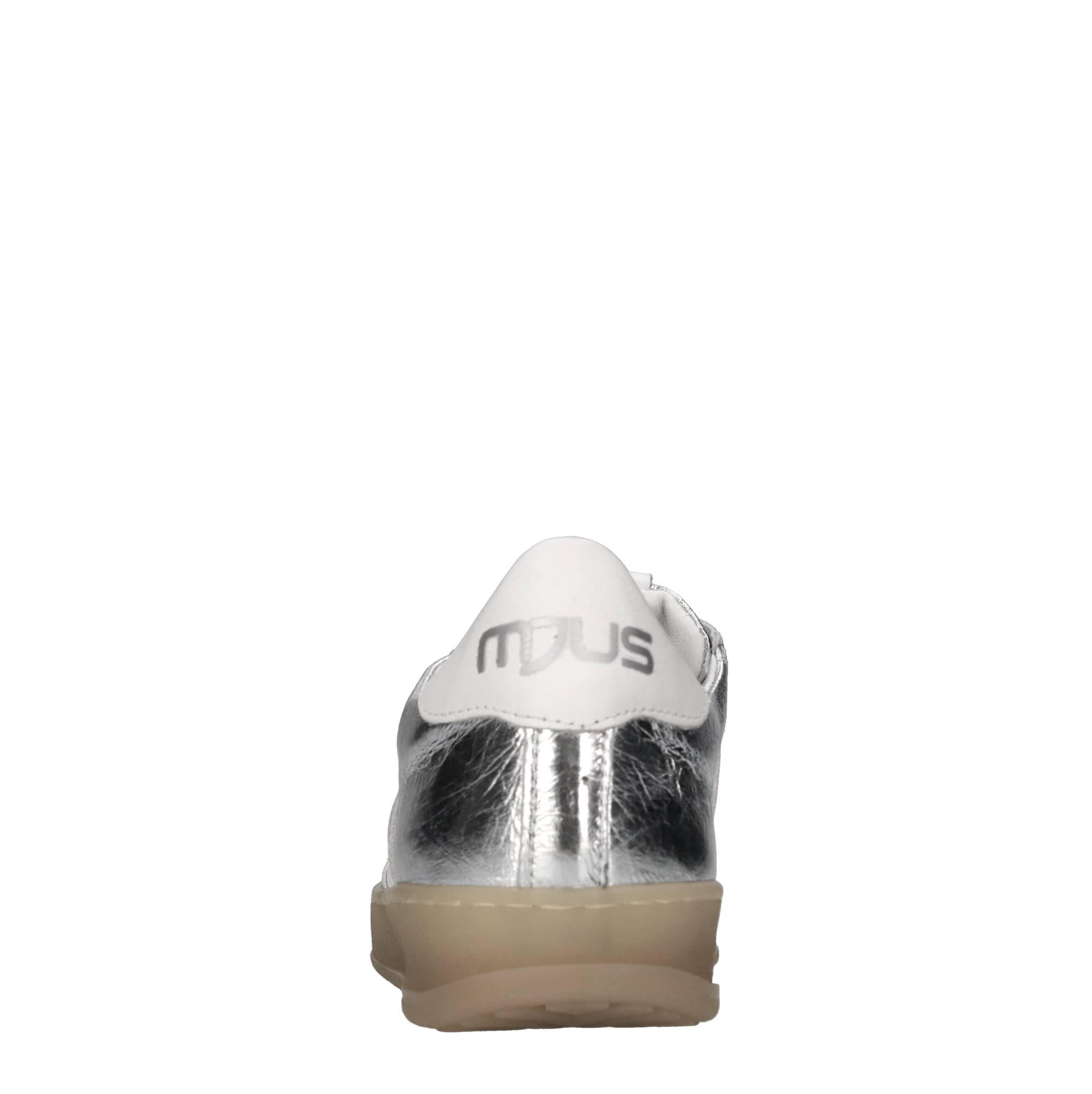 Sneakers in pelle 