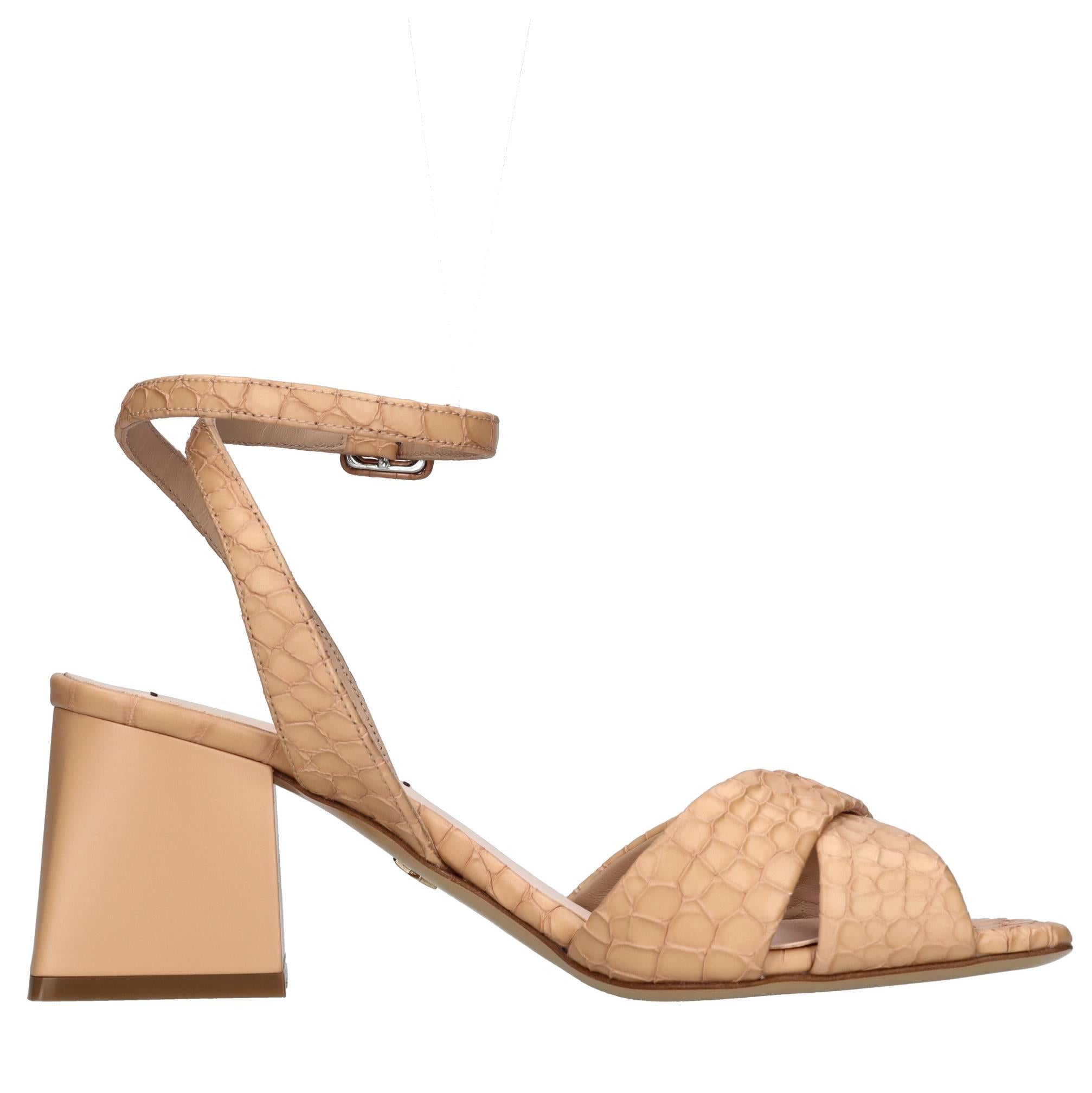 Sandali in pelle 