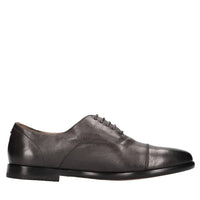 Stringate in pelle 