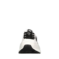 Sneakers in camoscio ed ecopelle 