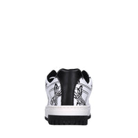 Sneakers in pelle 