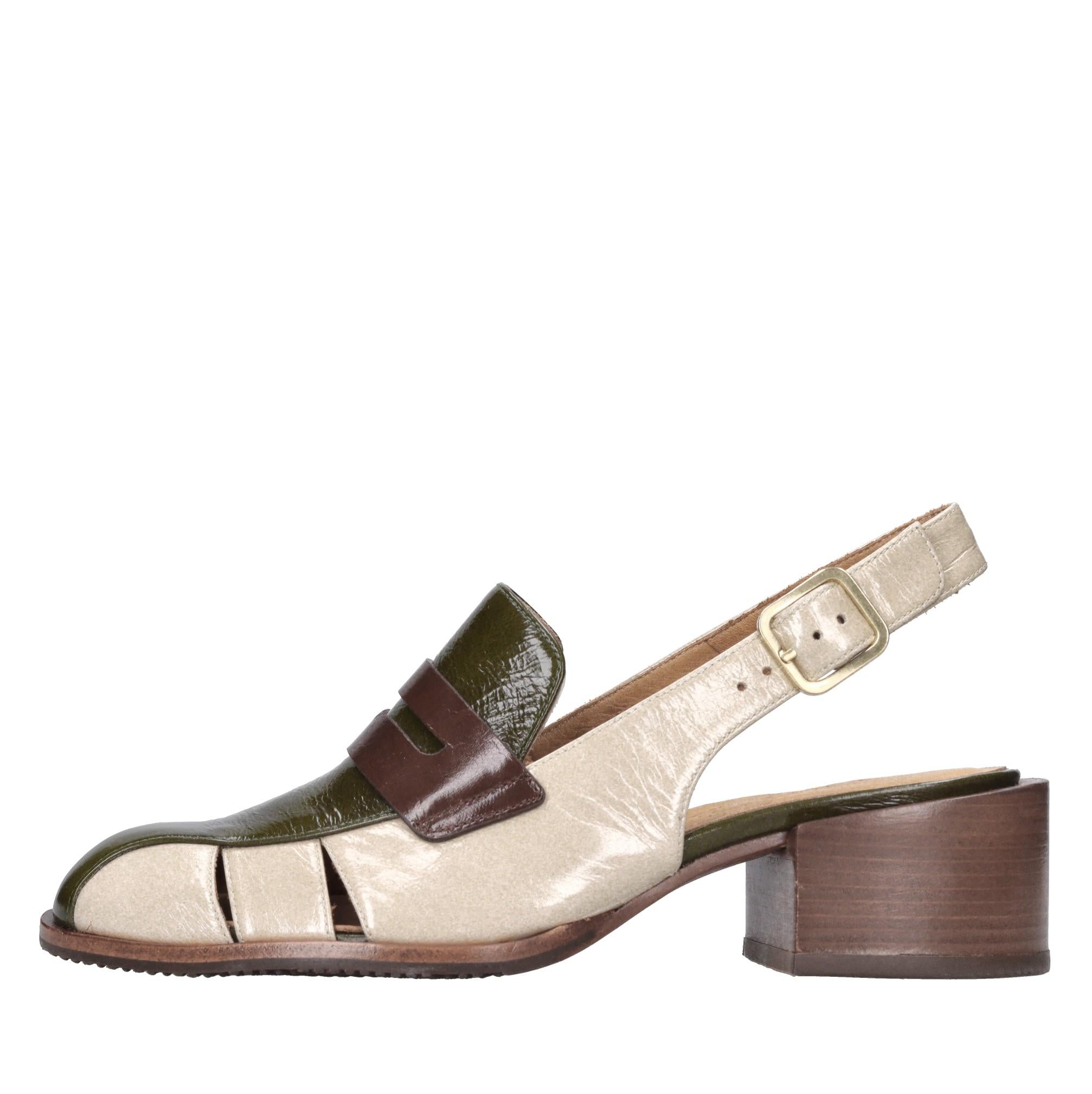 Décolleté slingback in pelle 