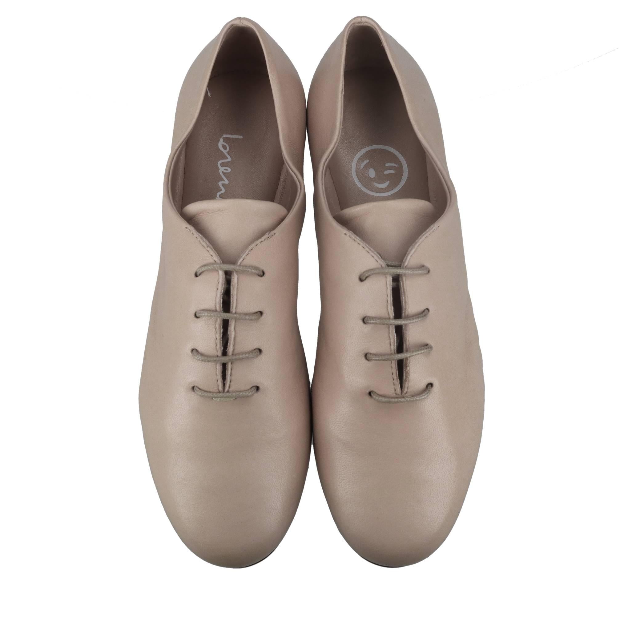 Stringate in pelle 