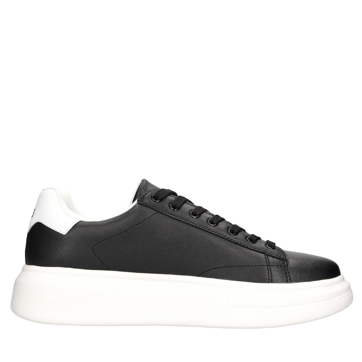 Sneakers in pelle 