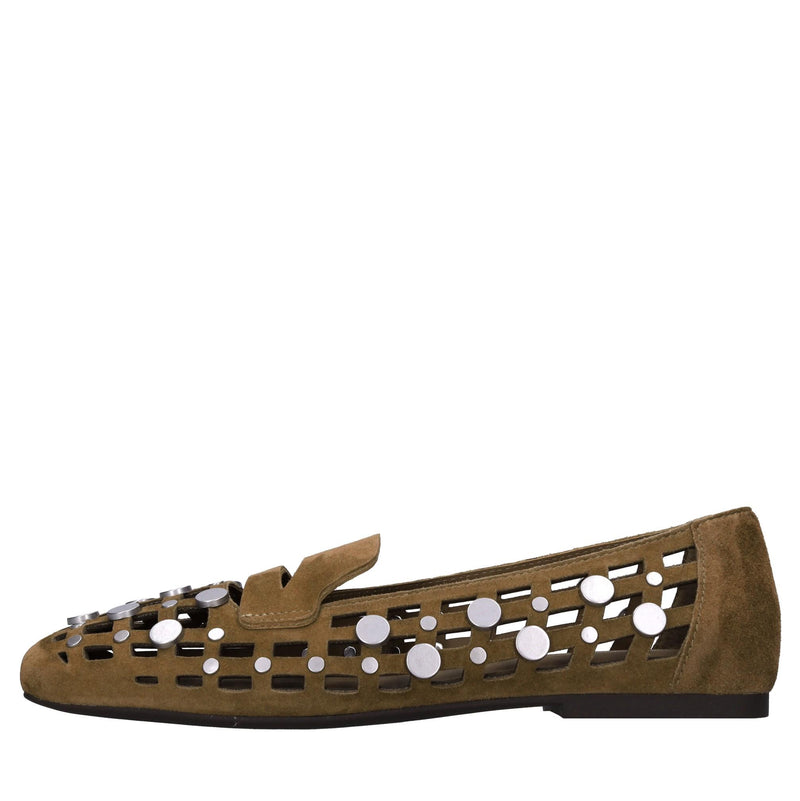 Ballerine in camoscio e borchie 