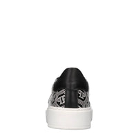Sneakers in pelle 