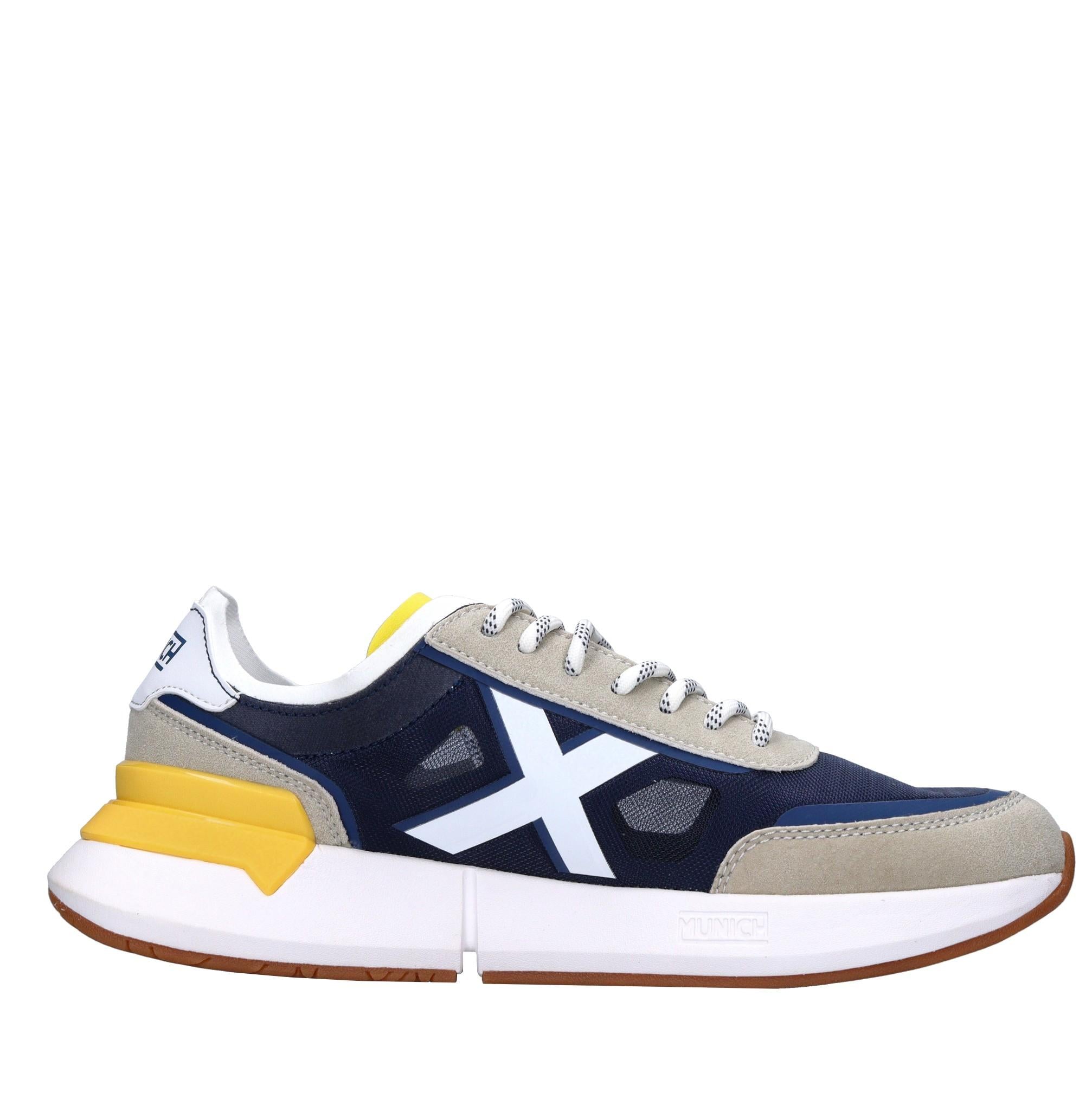 Sneakers in camoscio e tessuto 