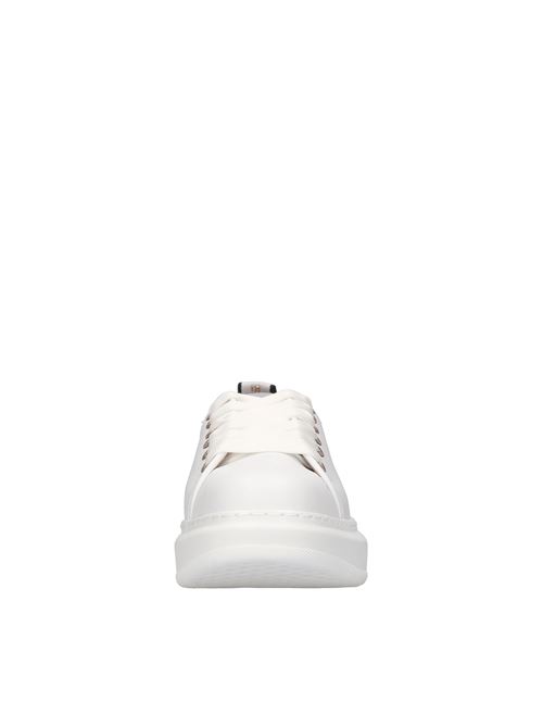 Leather sneakers. ALEXANDER SMITH | E2D 46WSV WEMBLWYBIANCO-SILVER