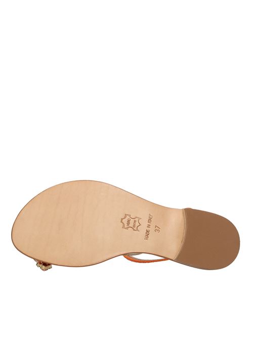 Flat leather thong sandals EMANUELA CARUSO | R05/AT10TAMPCUOIARANCIO